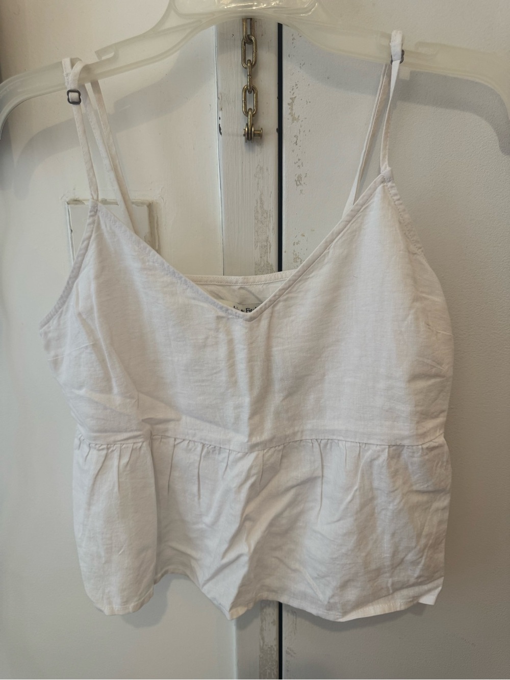 Abercrombie & Fitch Cropped White Tank Cami
